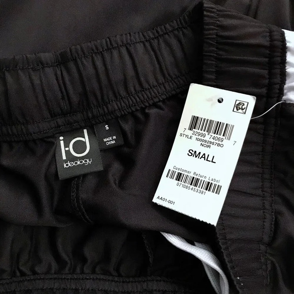 Ideology NWT Performance Black and White Shorts Boys Various - Picture 6 of 10